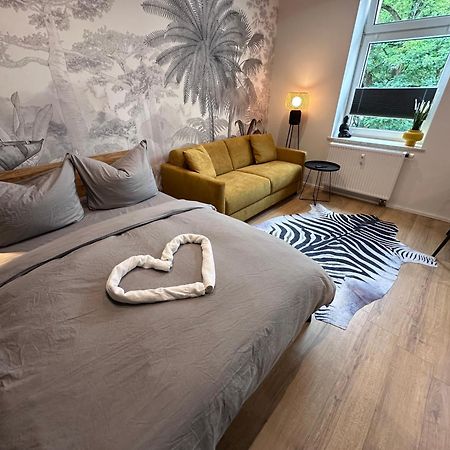 Top - Dschungel - Modern, Ruhig Und Familienfreundlich, Gratis W-Lan Rostock Exterior foto
