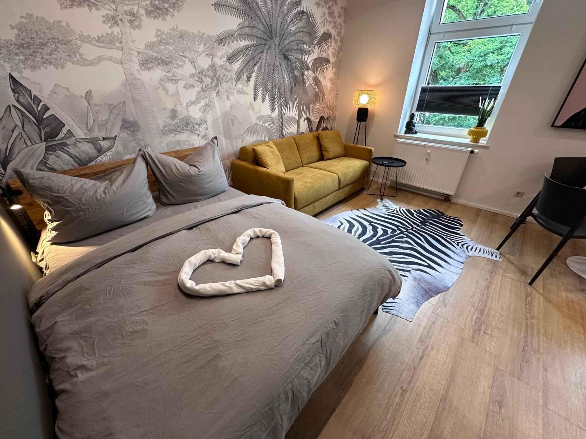 Top - Dschungel - Modern, Ruhig Und Familienfreundlich, Gratis W-Lan Rostock Exterior foto